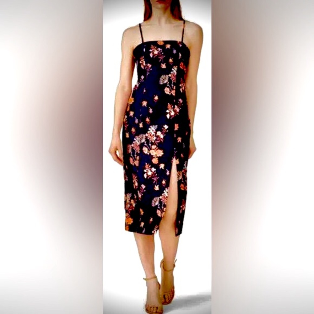 Elliatt Platinum sheath Floral midi dress in Dark Blue & orange color size Small